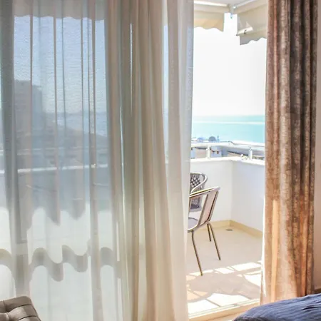 The Vista Collection شقة *