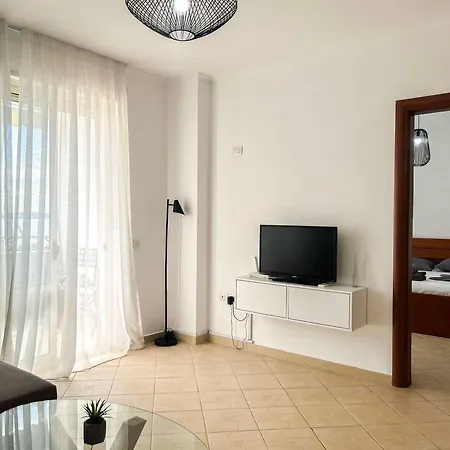 The Vista Collection * دراس